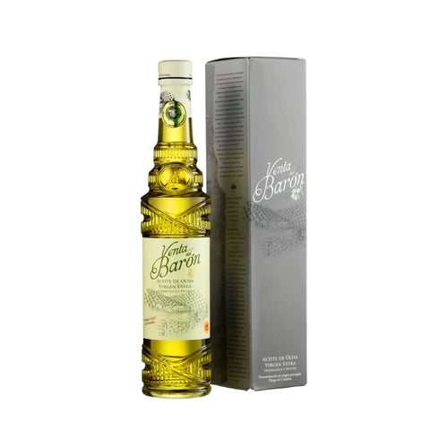 Venta del Barón natives Olivenöl extra 0,5 l – Glasflasche neben silberner Geschenkverpackung, Andalusien